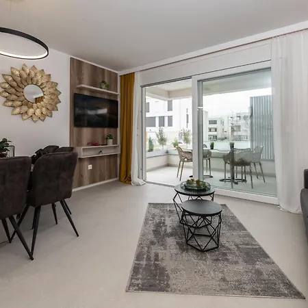 Apartments Mare B With Pool Novalja Room photo