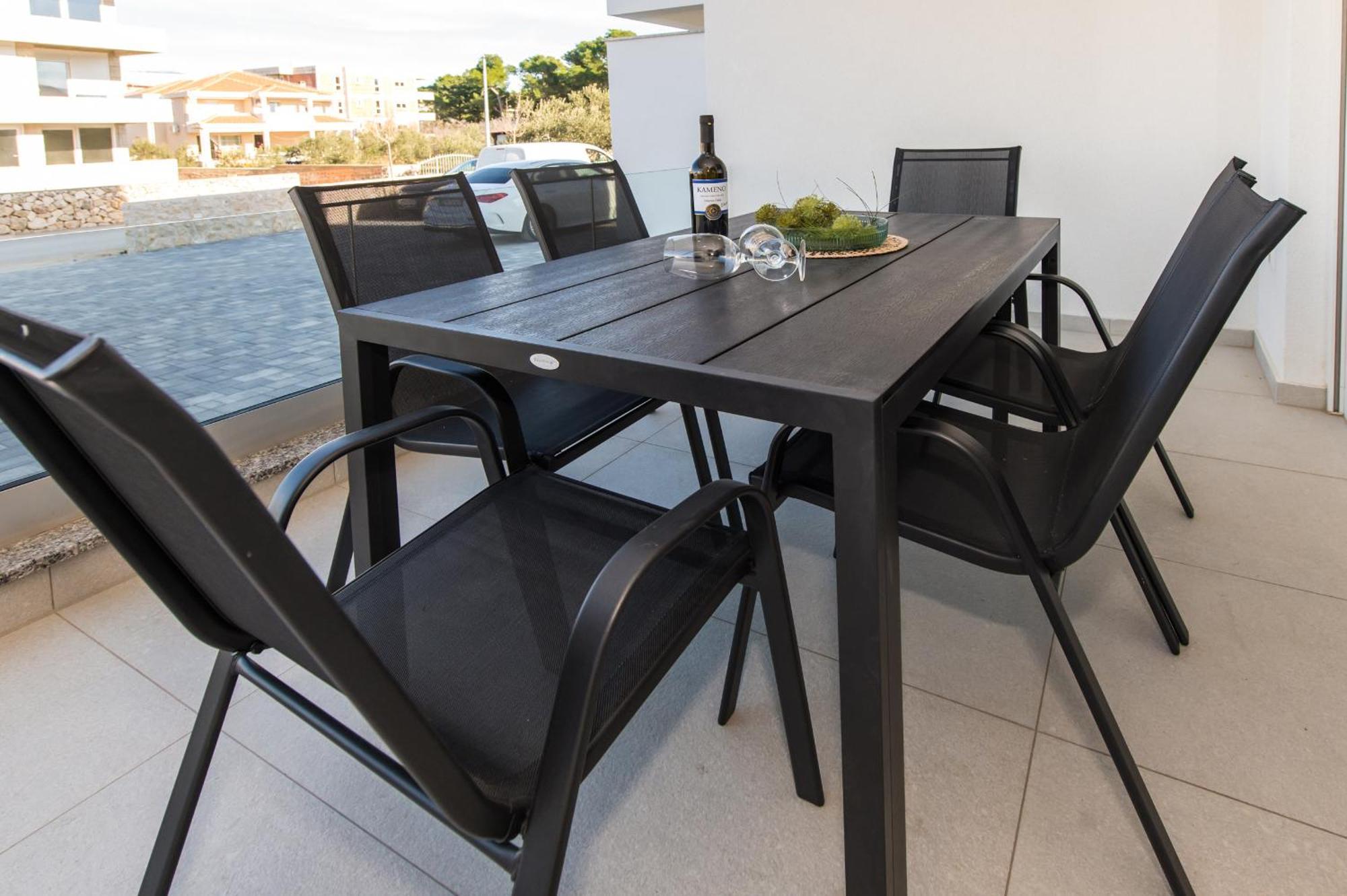 Mare B With Pool Apartment *